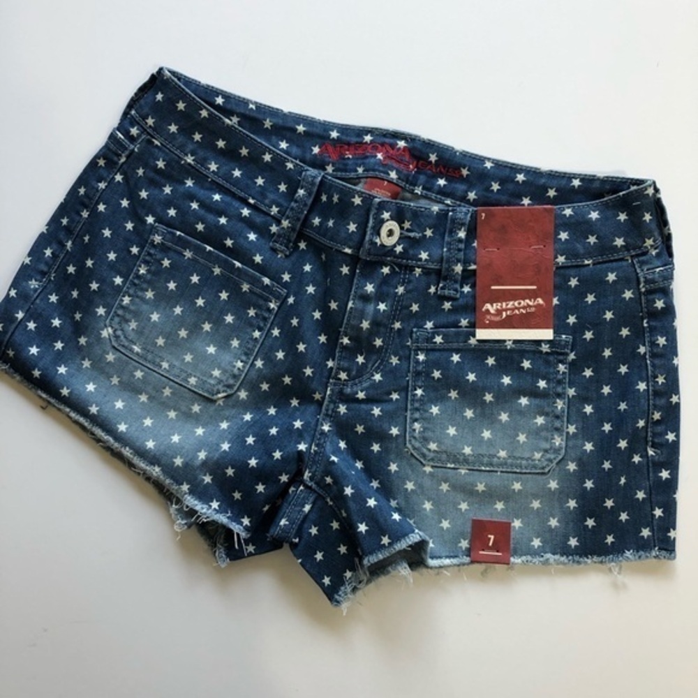 Arizona Jeans short shorts in star print, Sz. 7